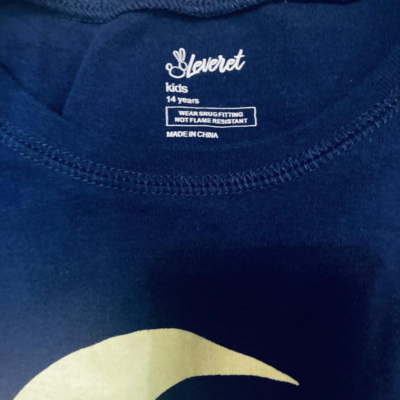 Like New- Wolf Moon 🌙 PJ Set - Picture 3 of 3